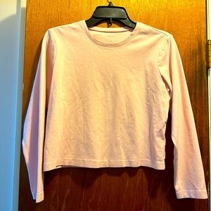 Long-sleeved petite pink shirt